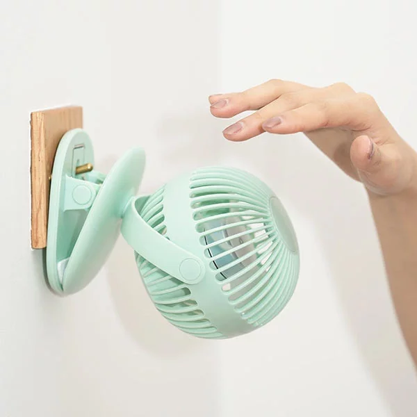 WiWu FS03 Mini Clip Fan, 2-in-1 360 Degree Rotation Rechargeable Fan White/Light Green